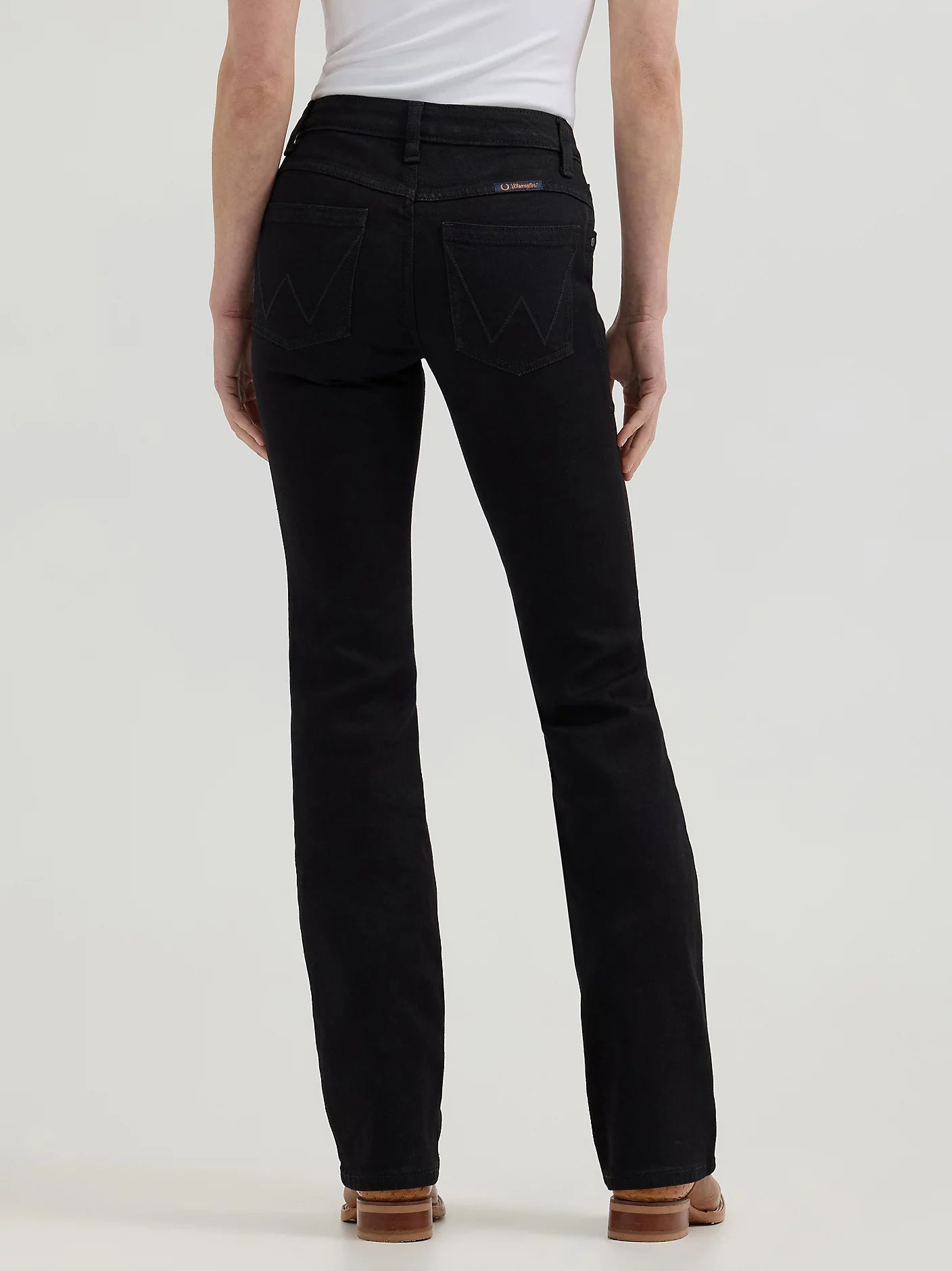 Wrangler Women's Ultimate Riding Willow Mid-Rise Boot Cut Jean