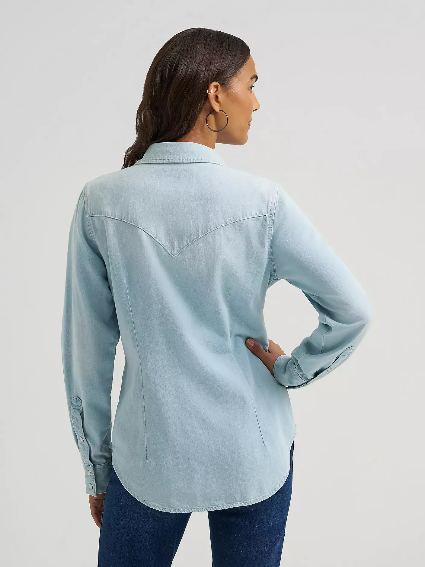 Wrangler Women's Light Denim Snap Long Sleeve Shirt