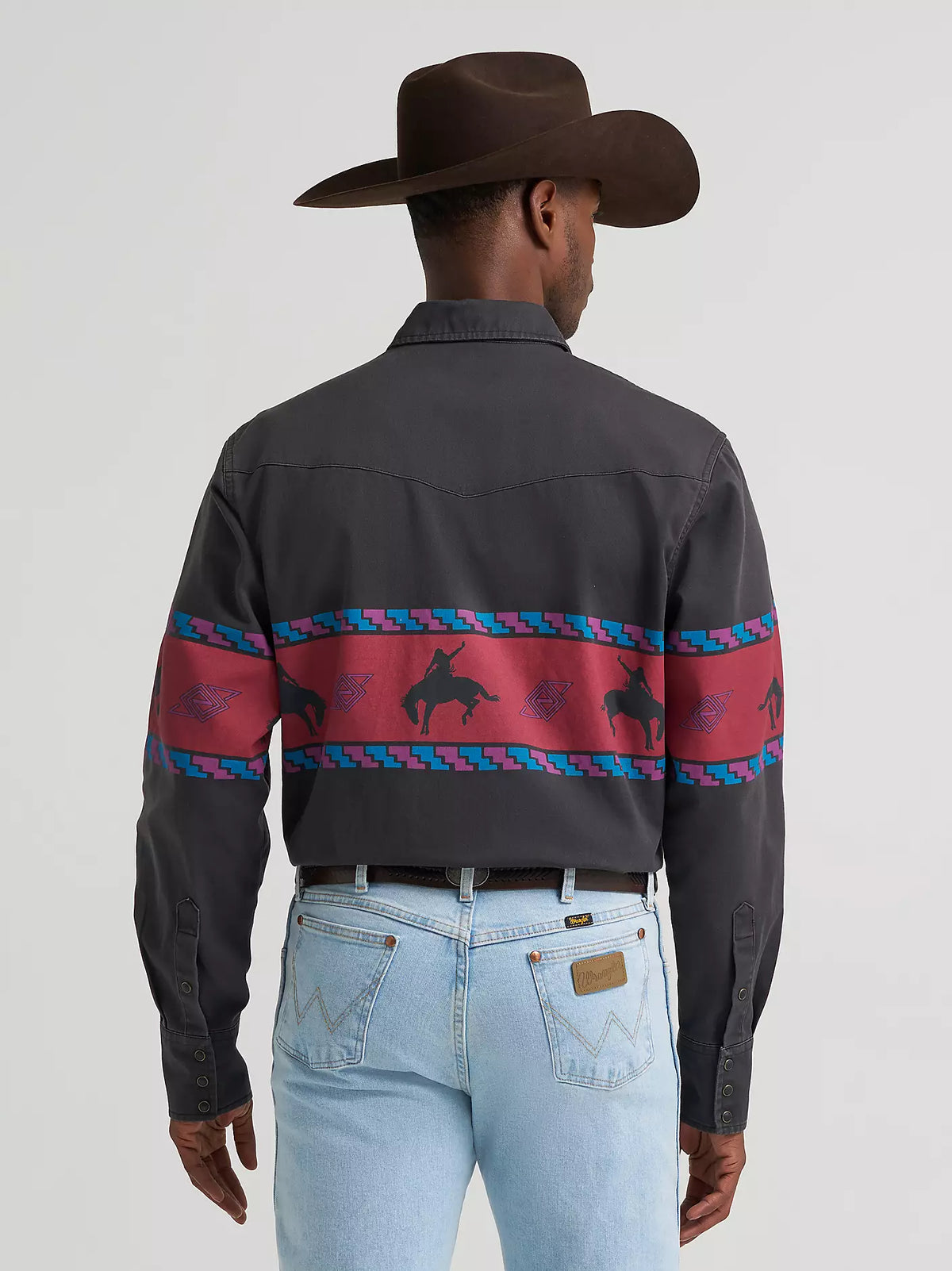 Wrangler Men's Black Vintage Bucking Horse Snap Long Sleeve Shirt