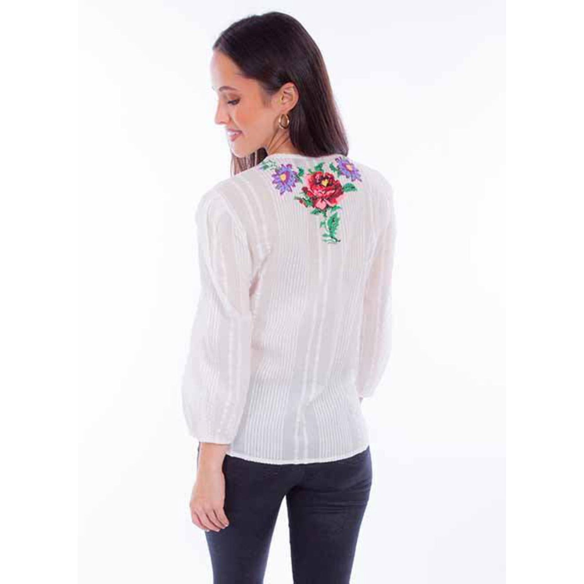 Scully Women's White Floral Embroidered Long Sleeve Blouse